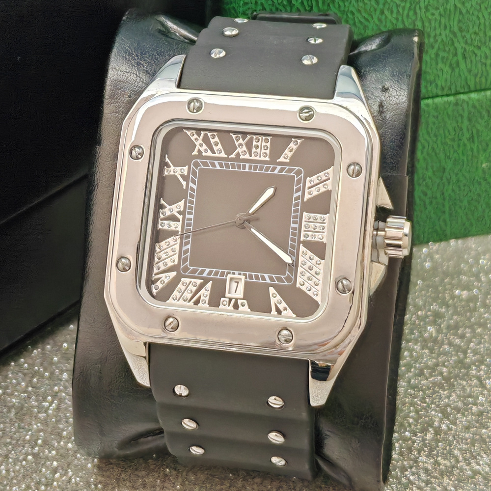 Hip-hopowy hit sprzedaży: męsk – Luxury Watch Iceberg recenzja i cena